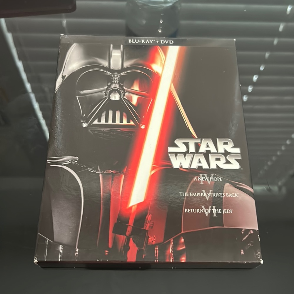 Star Wars Trilogy (Blu-ray/DVD, 2013,‎ 6-Disc Set)